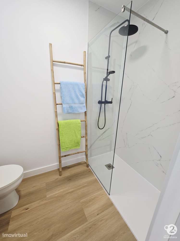 Moradia T0 Duplex totalmente remodelada no Bonfim-8