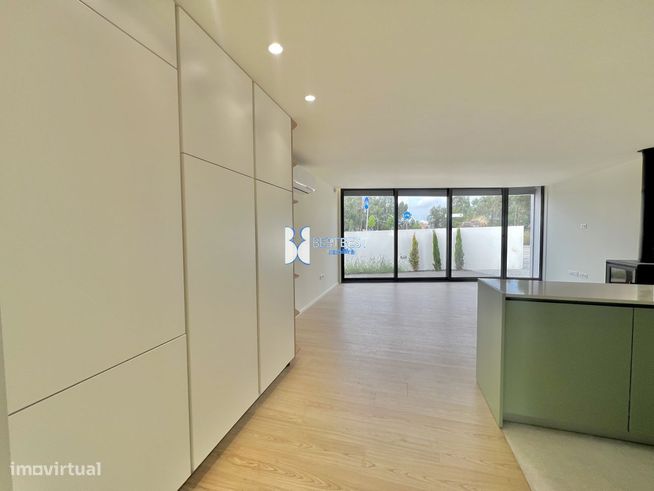 MORADIA INDIVIDUAL DE LUXO T3, DUAS SUITES, NOVA, CONCLUIDA,NA TROFA-1