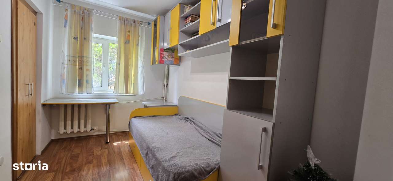 Apartament 2 camere de vanzare Focsani, etajul 2/3-5