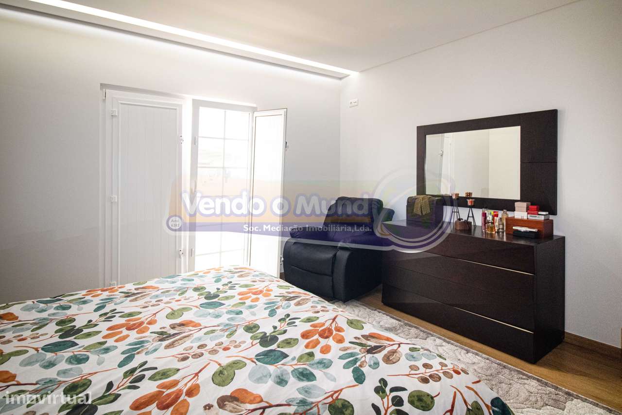 Moradia T3+1 em Foros de Salvaterra (F837)-31