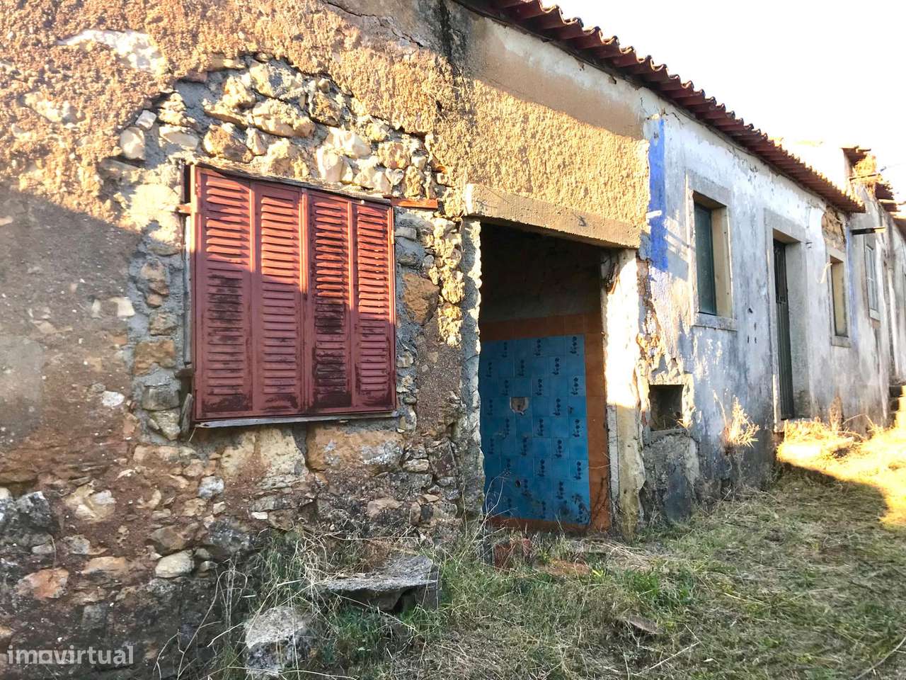 Moradia, Arrecadação, Terreno 1720m2 - Grande imagem: 5/34