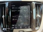 Volvo XC 60 T5 AWD Inscription - 25