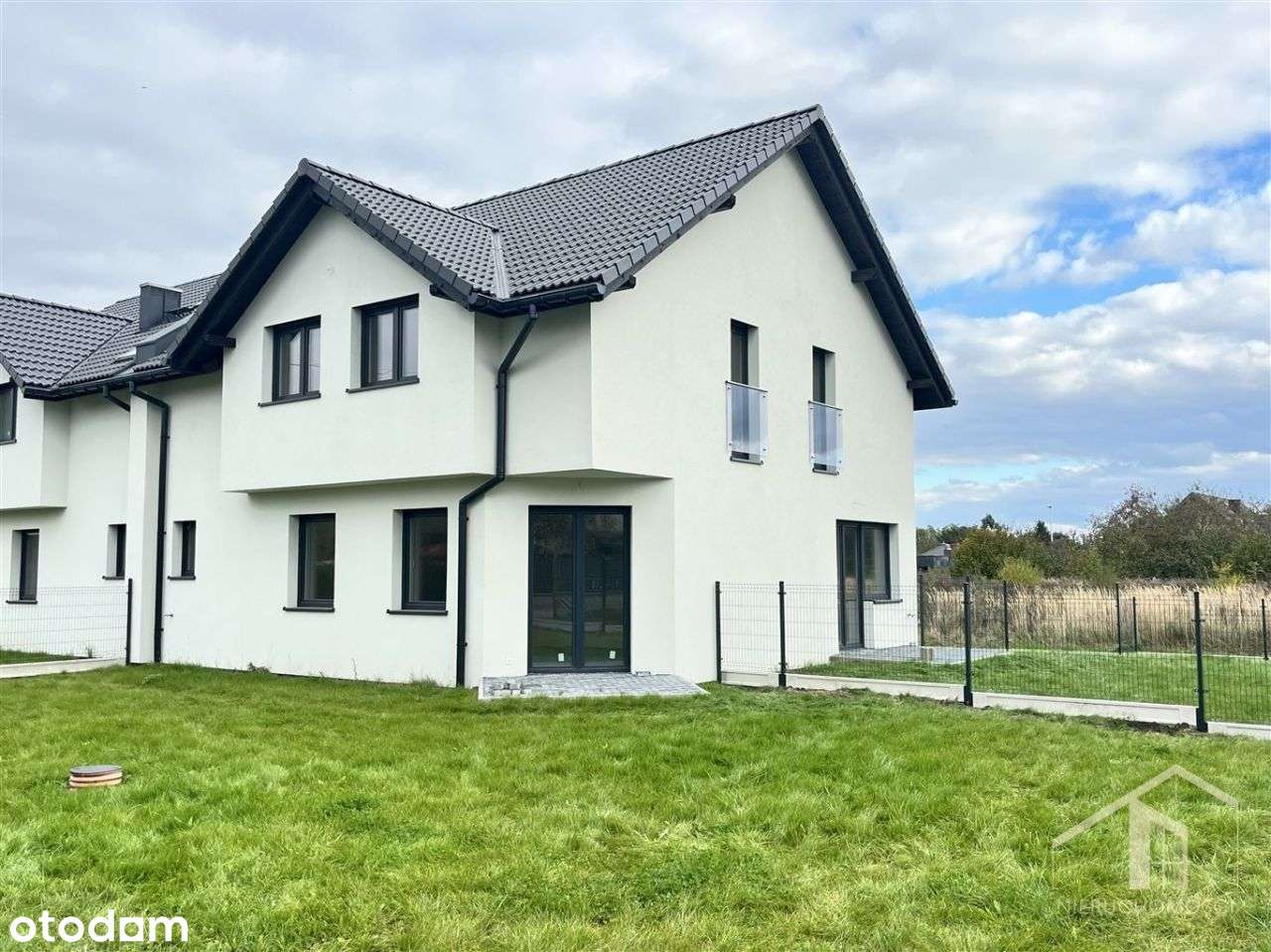 4 Pokoje Z Ogródkiem Już Za 650 Tys. Zł-1