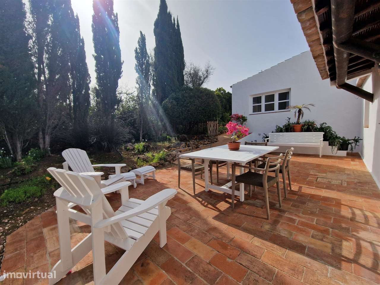 Moradia T4 - Terreno de 2.500 m2 - Piscina - Vista Campo - Serra e Mar - Grande imagem: 5/23