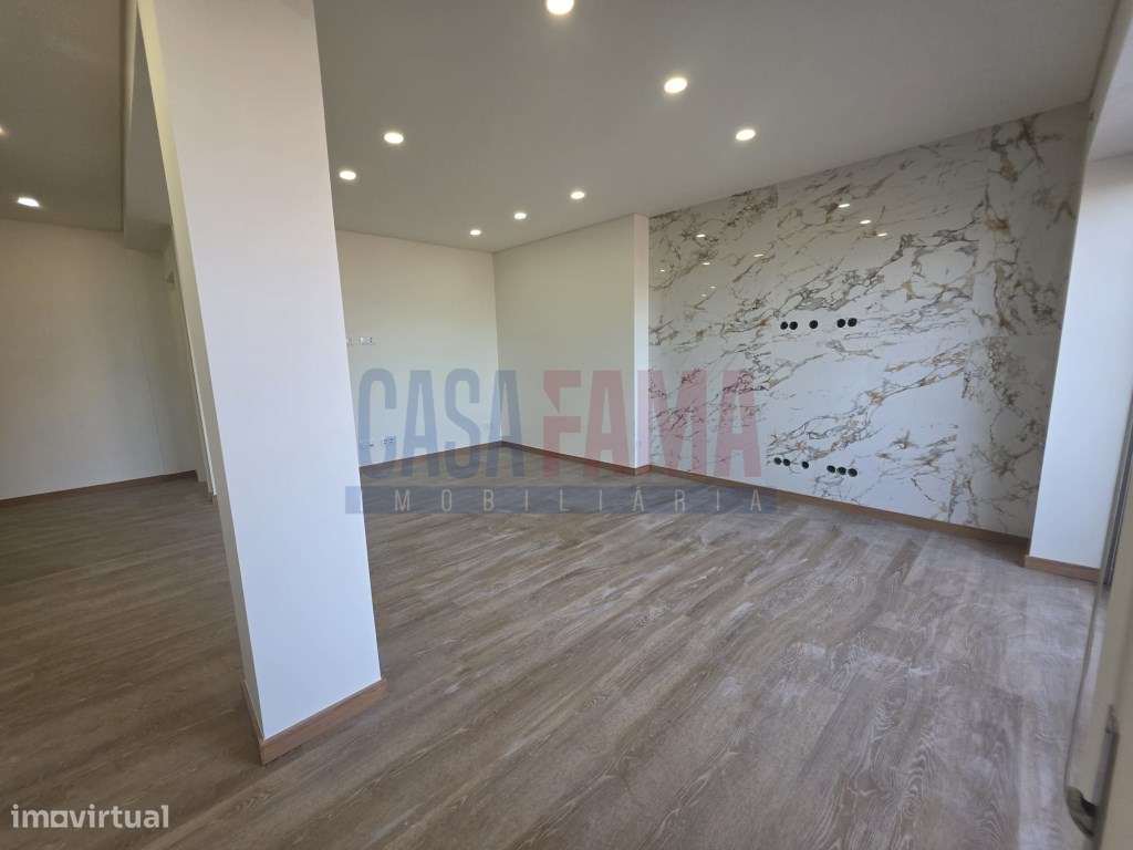 Apartamento T2+1 completamente renovado em Vila Nova de Gaia - Grande imagem: 4/25