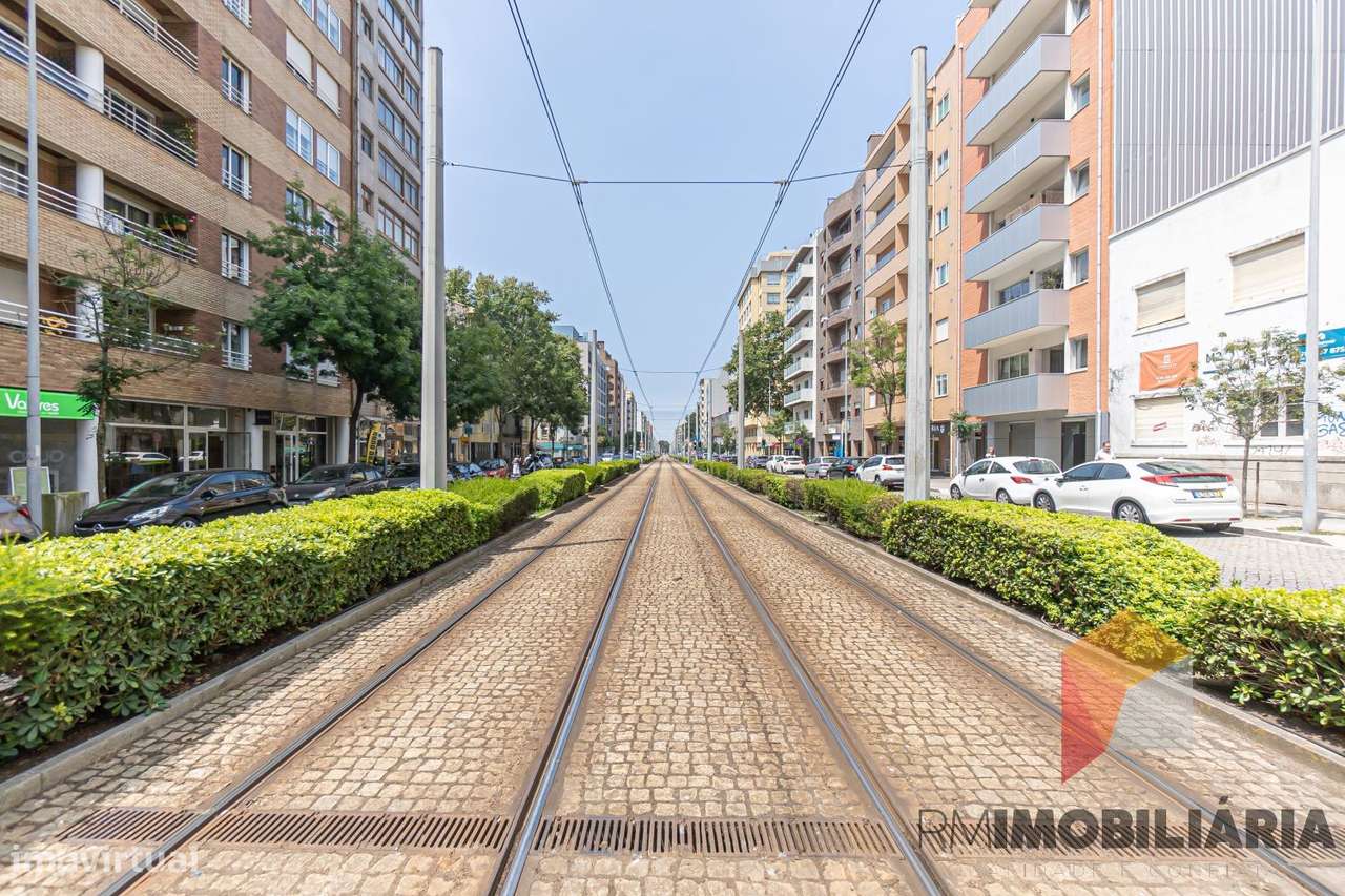 Apartamento T3 no centro de Matosinhos-45
