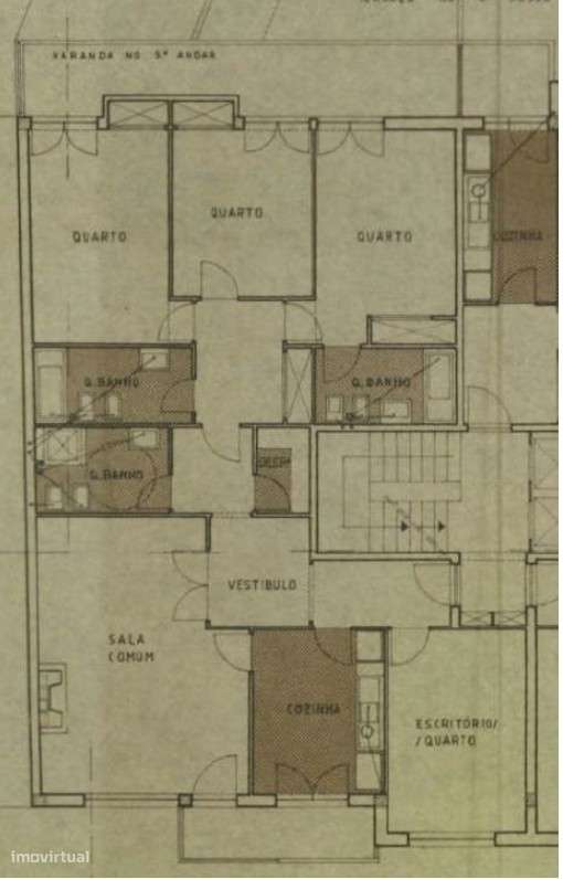 Apartamento T4 em Serpa Pinto-37