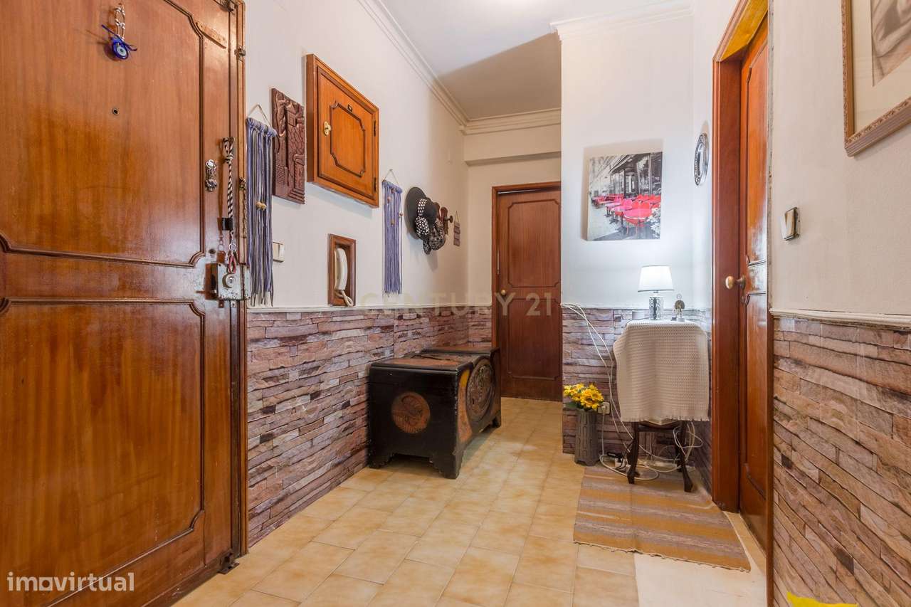 Apartamento T1 com Vista Panorâmica em Queluz, Sintra - Grande imagem: 5/17