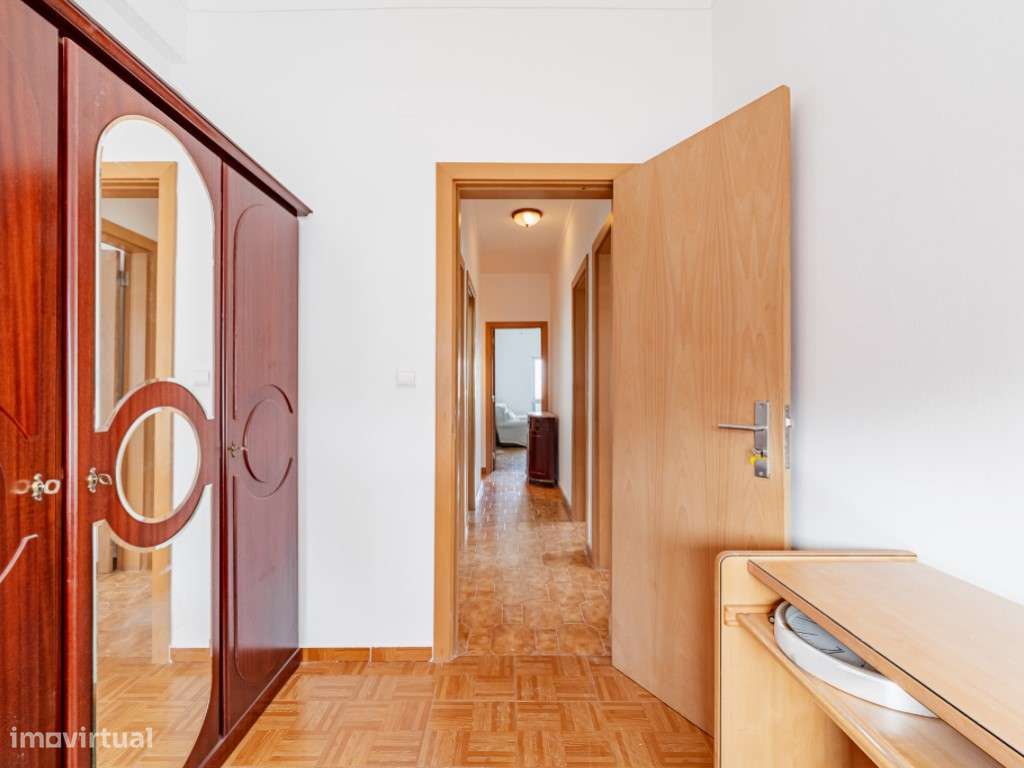 Apartamento T3 no Vale da Amoreira - Último andar-18