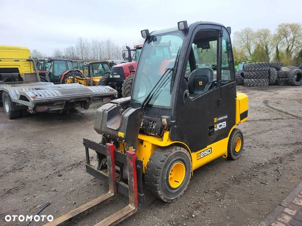 JCB TELETRUCK 25D - 1