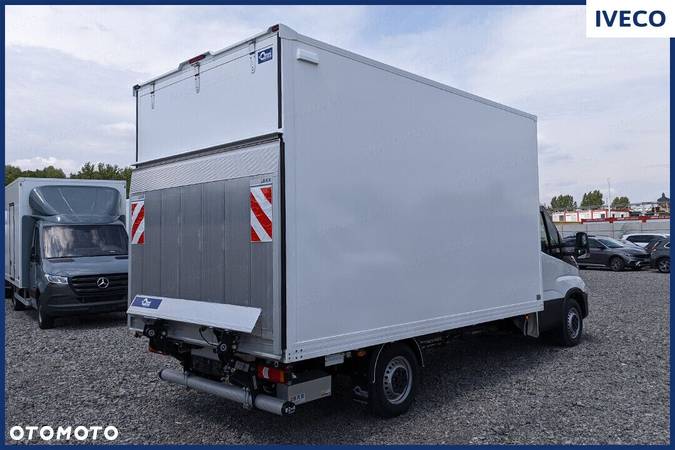 Iveco Daily 35S18 Kontener 8EP + Winda 180KM - 12