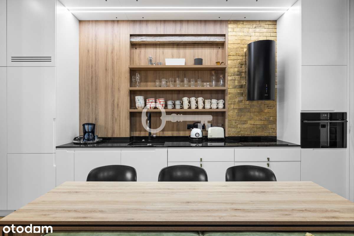 Dwa nietuzinkowe apartamenty 300 metrów od plaży-19