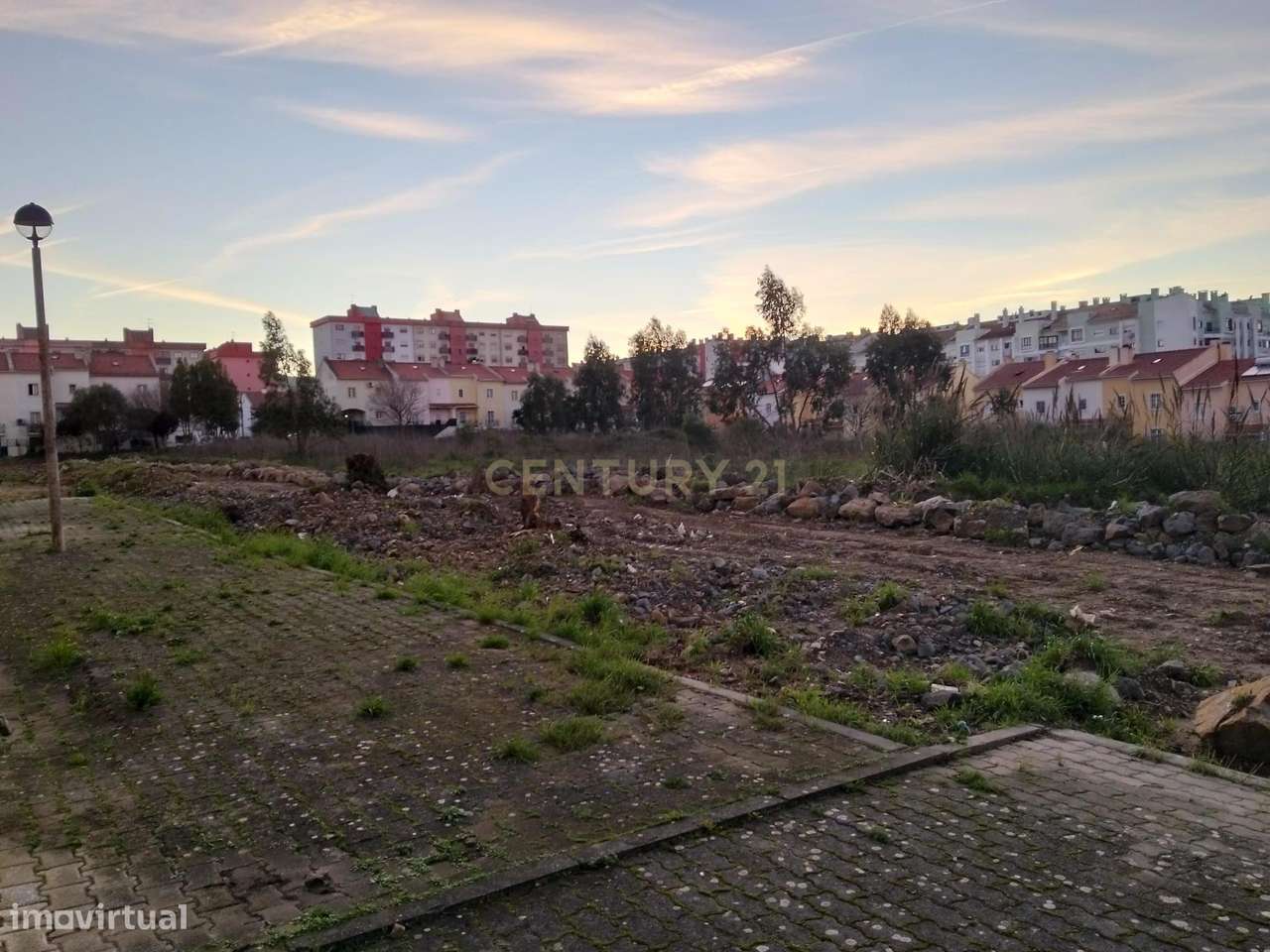 Terreno para Construção de Serviços 7.200 m² | Localização Estratégica - Grande imagem: 3/9