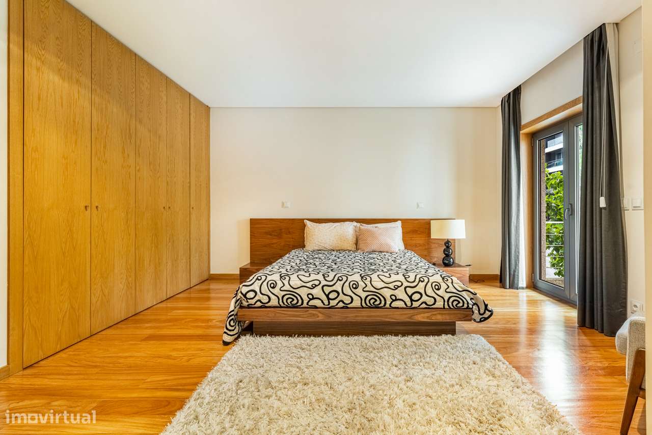 Moradia T3 + escritório à venda em Fraião - Braga-31