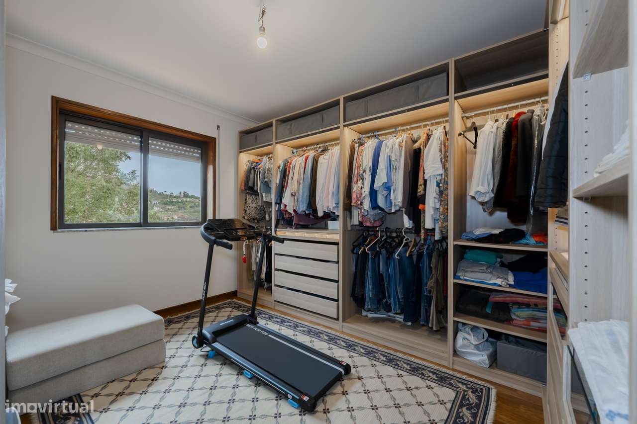 Moradia T4 para venda em Gondizalves, Braga-23