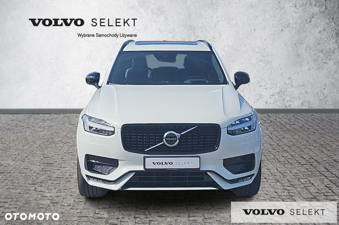 Volvo XC 90 - 9