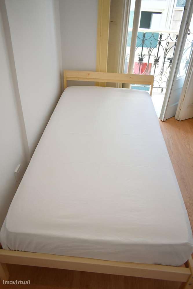 Quarto - localizado em Anjos Lisbon - Grande imagem: 4/28