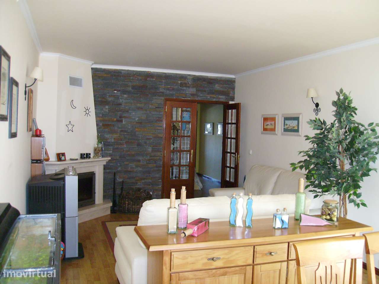 Apartamento T2+2 Duplex, com Parqueamento e Arrecadação - Grande imagem: 2/36