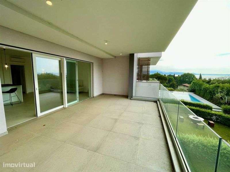 T1 confortável em Estoril com piscina comum - Grande imagem: 4/12