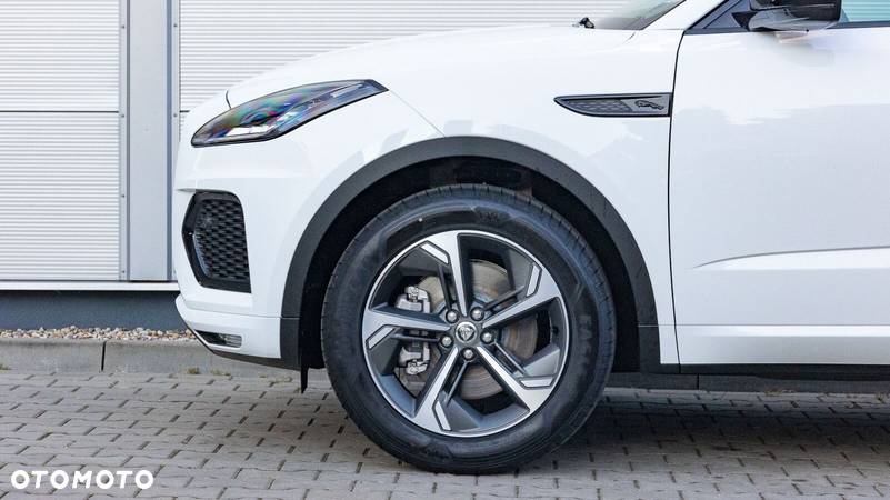 Jaguar E-Pace 2.0 P250 mHEV AWD R-Dynamic S - 9