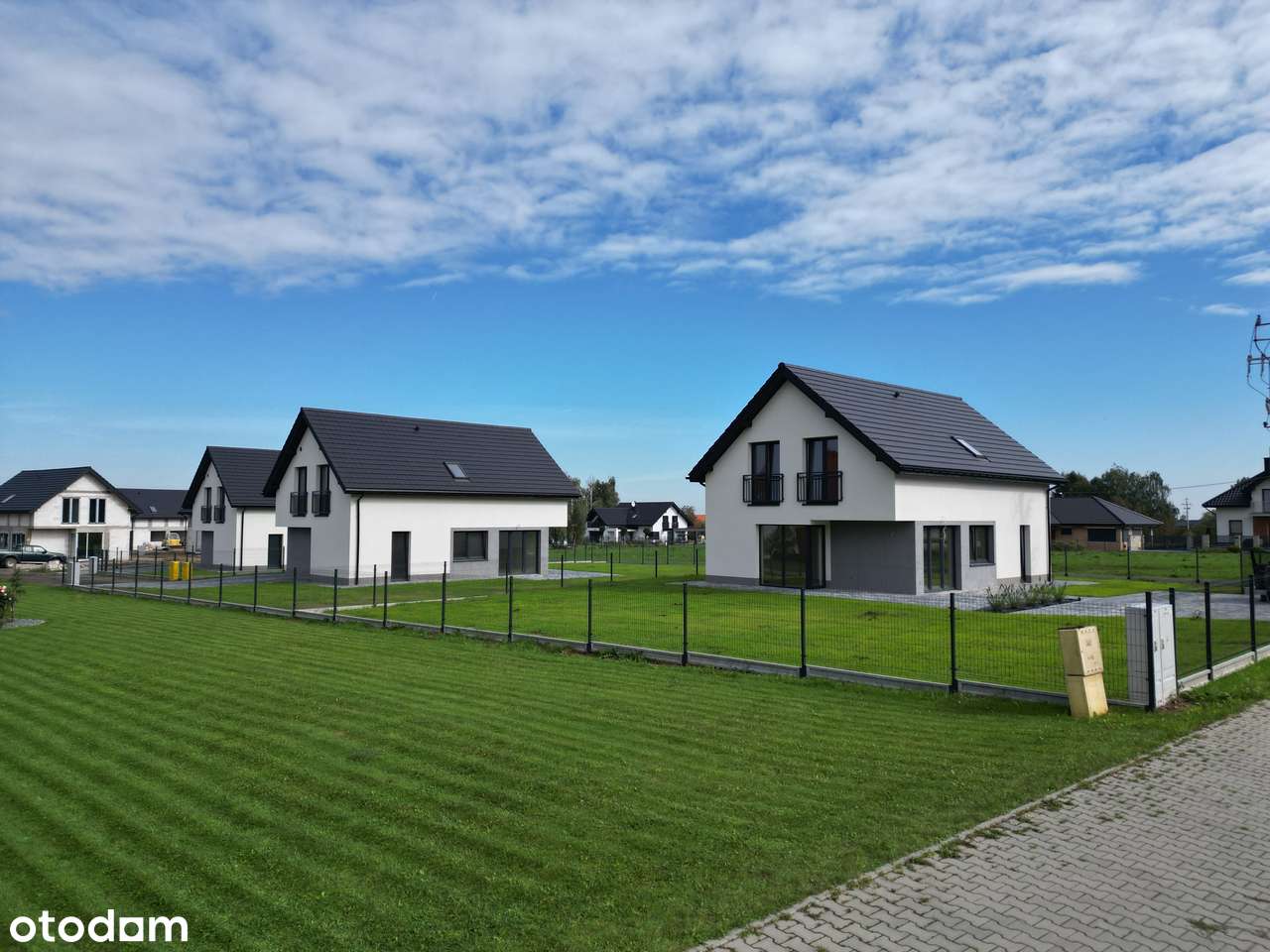 Domy - stan deweloperski - Pełny obrazek: 5/8