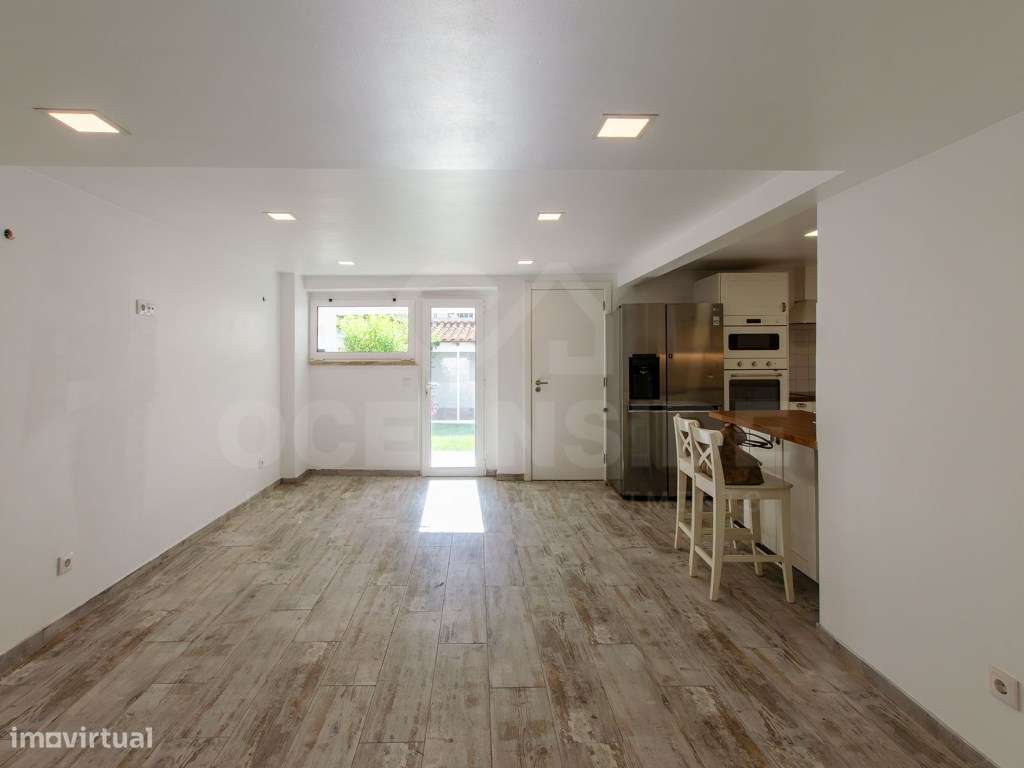 Moradia T4 + 1 em Tercena-18