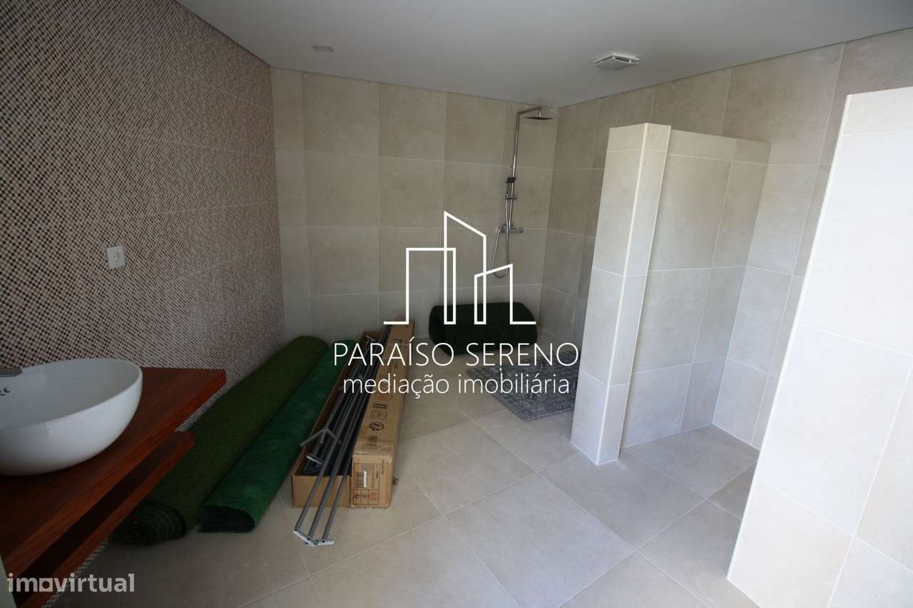 Moradia de Luxo em S. Miguel do Mato-32