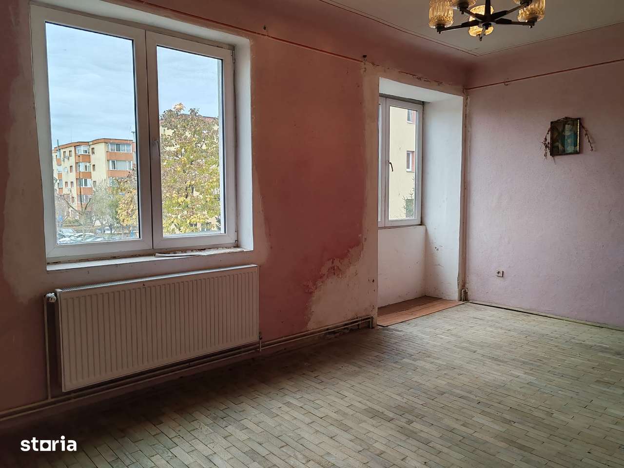 Apartament spațios cu 3 camere-1
