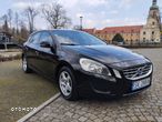 Volvo V60 T3 Momentum - 1