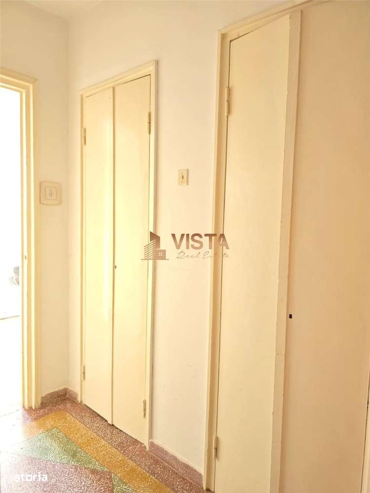 Apartament 3 camere, zona Astra-16