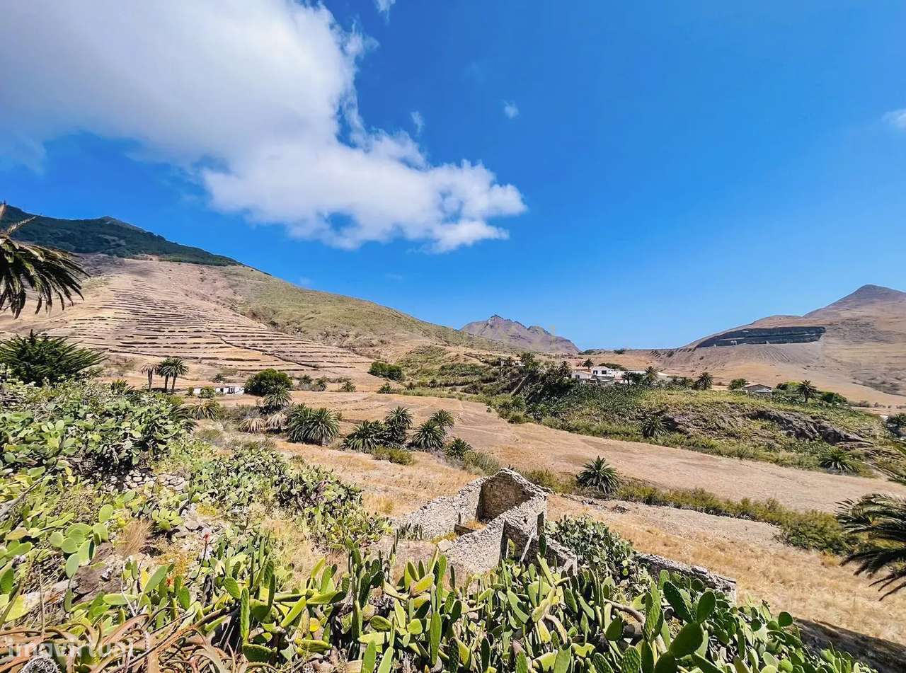 Casa para recuperar no Porto Santo com Vista Mar Panorâmica-14