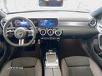 Mercedes-Benz A 220 4Matic 8G-DCT AMG Line Advanced Plus - 16