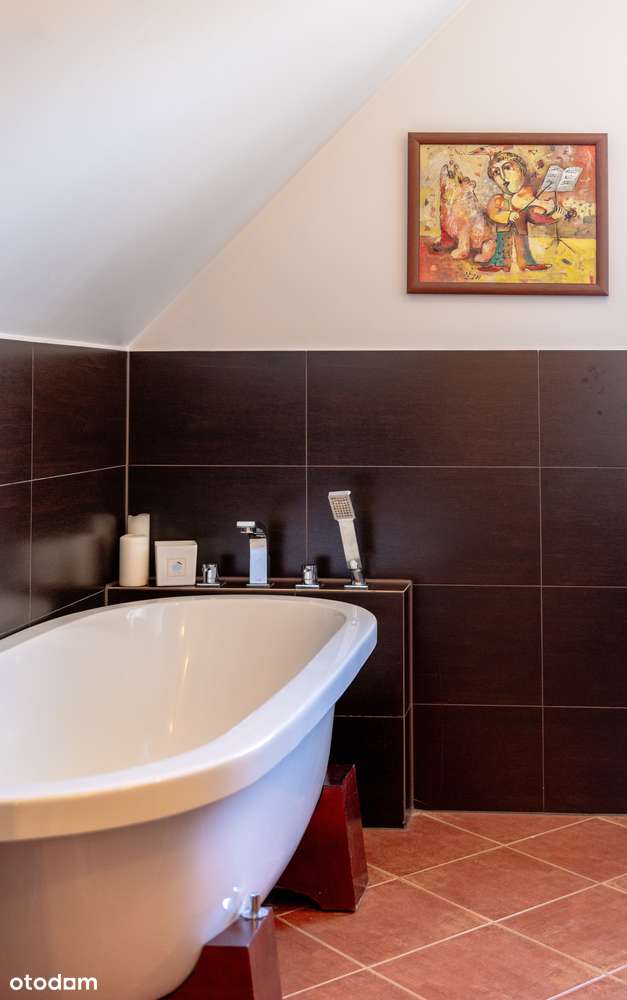 KARŁOWICE- 4 pok. z balkonem, klimatyzacja, garaż-10