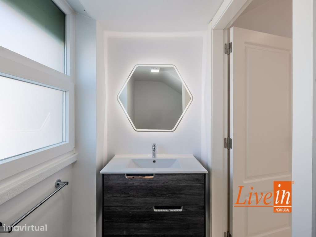 Moradia T4 Isolada em Sintra-23