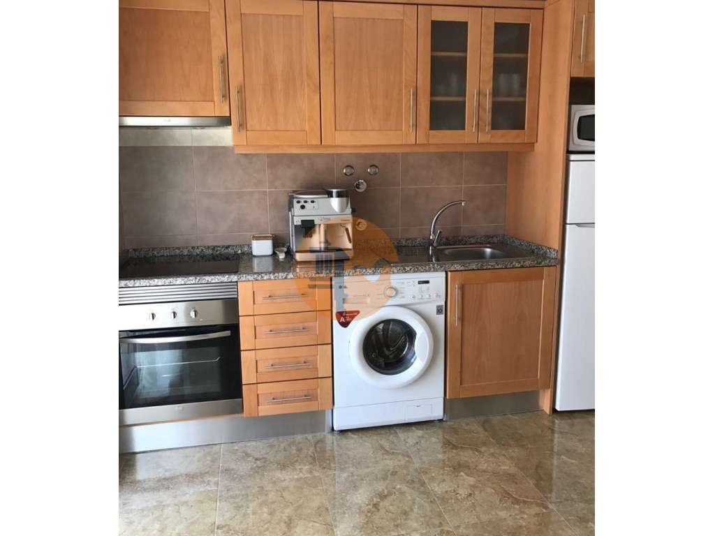 Apartamento T2 Duplex no centro de Monte Gordo para arrendamento de... - Grande imagem: 3/14