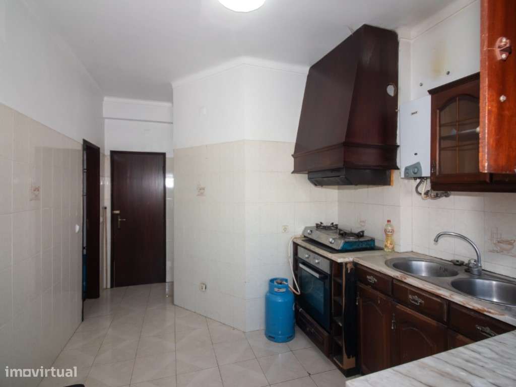T3 para Remodelar no Centro de Samora Correia | Excelente Potencial-3
