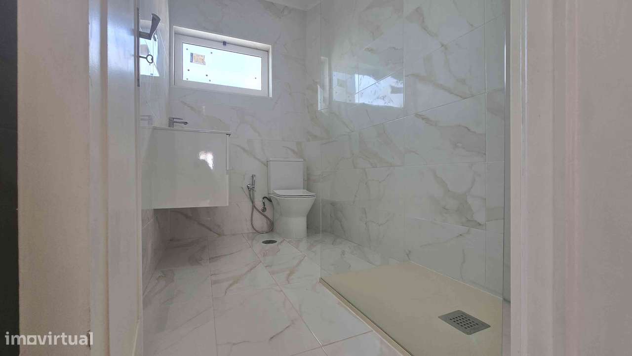 T2+1 totalmente remodelado Amora-24