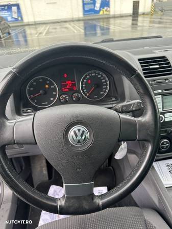 Volkswagen Golf 1.4 TSI Highline - 26