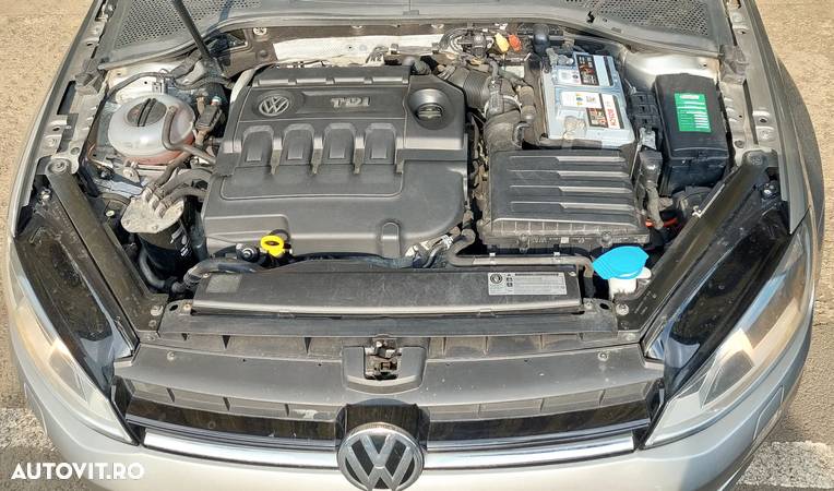 Volkswagen Golf 1.6 TDI BMT Comfortline - 8