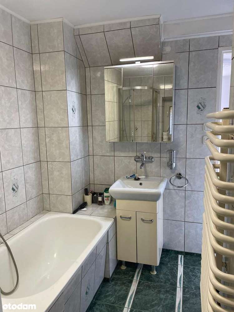 Dom do  wynajecia z ogrodem i garazem - Pełny obrazek: 4/12