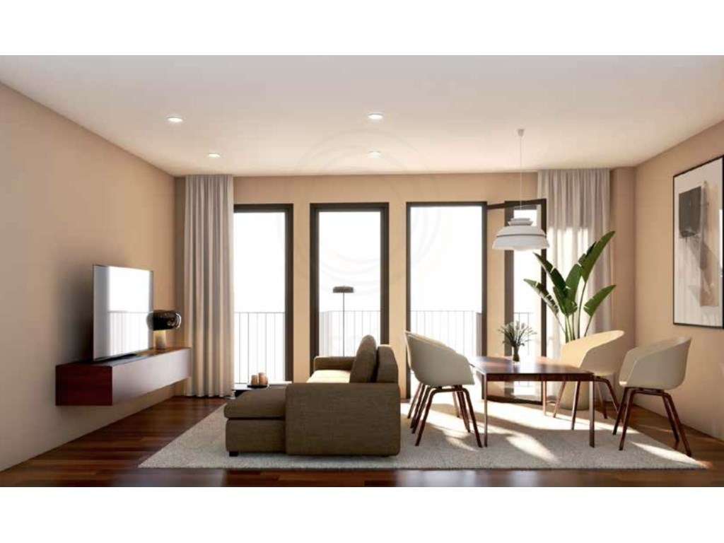 Fantástico T1 na Avenida Fernão Magalhães, Porto-3