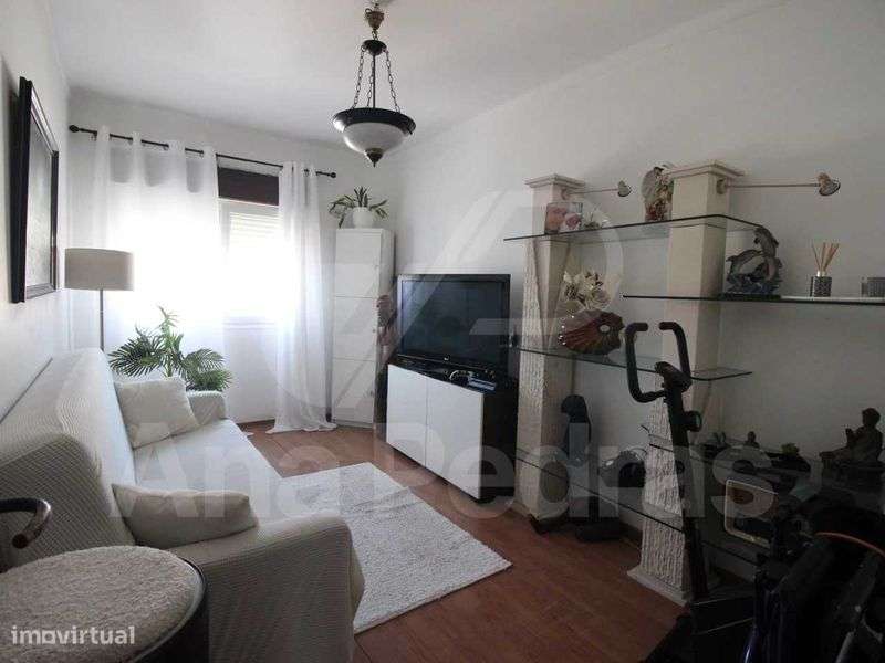 Excelente T2 no Alto do Seixalinho - Barreiro - Grande imagem: 5/7