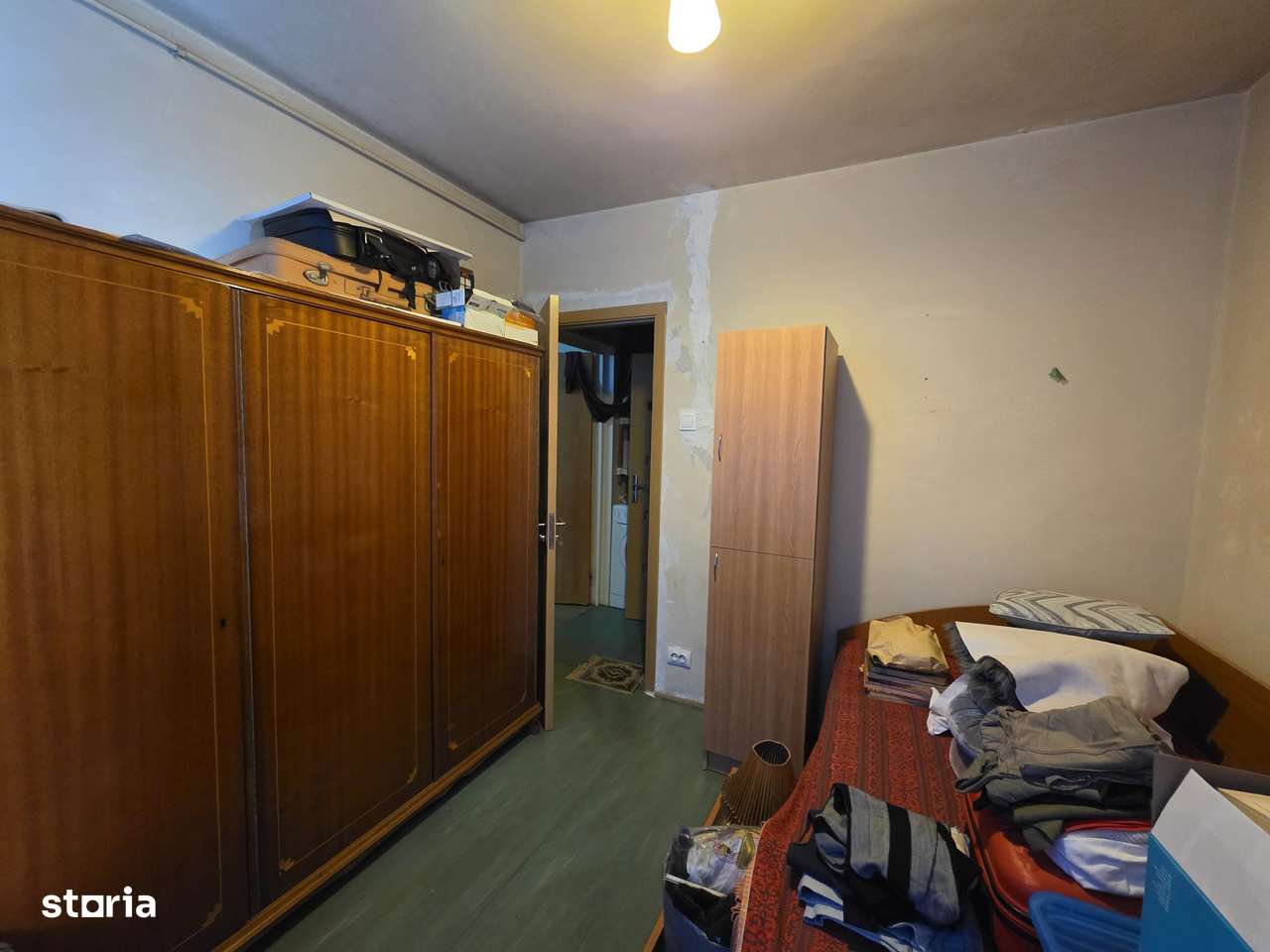 Apartament cu 3 camere de vanzare in zona Drumul Taberei metrou-3