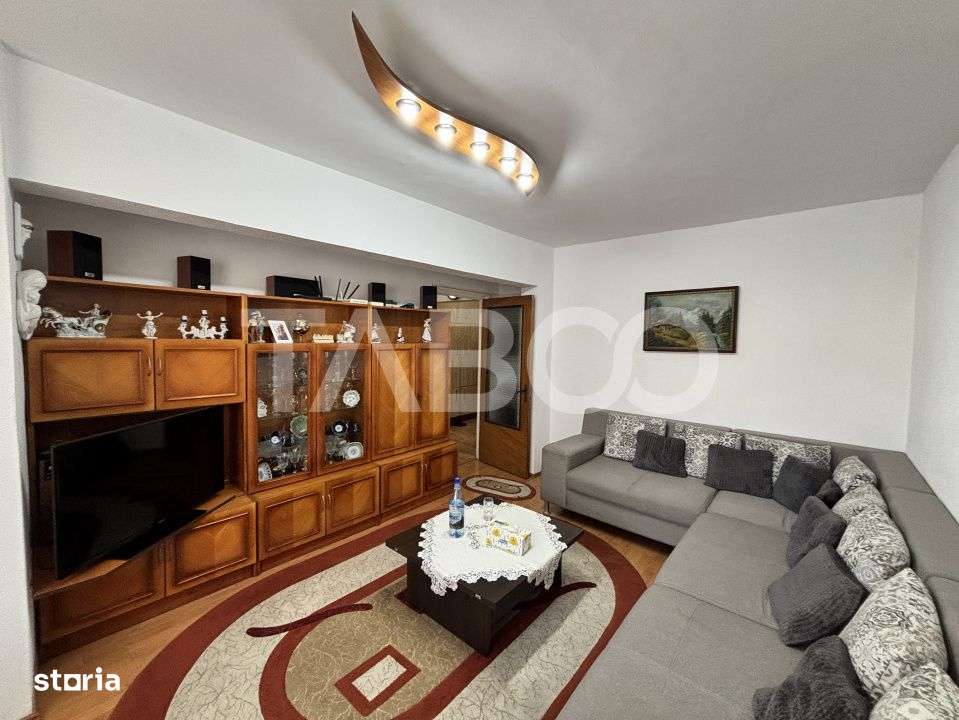 Apartament de vanzare 3 camere 65mp cu pivnita zona Valea Aurie Sibiu - Imagine principală: 5/17