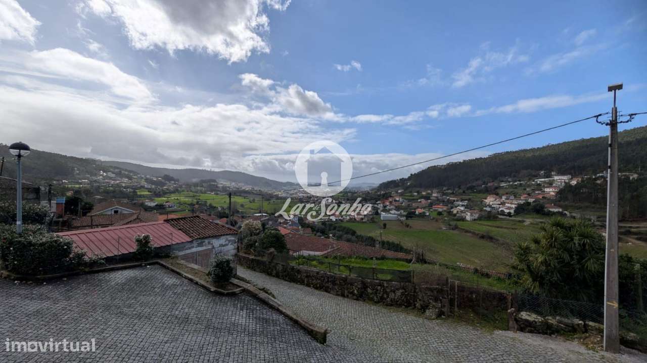 Terreno de 1875m² para Construção de Moradias Individuais, na Porte... - Grande imagem: 2/12