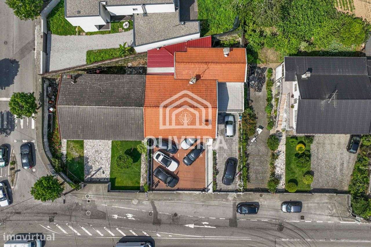 Moradia com Habitação e Comércio-10