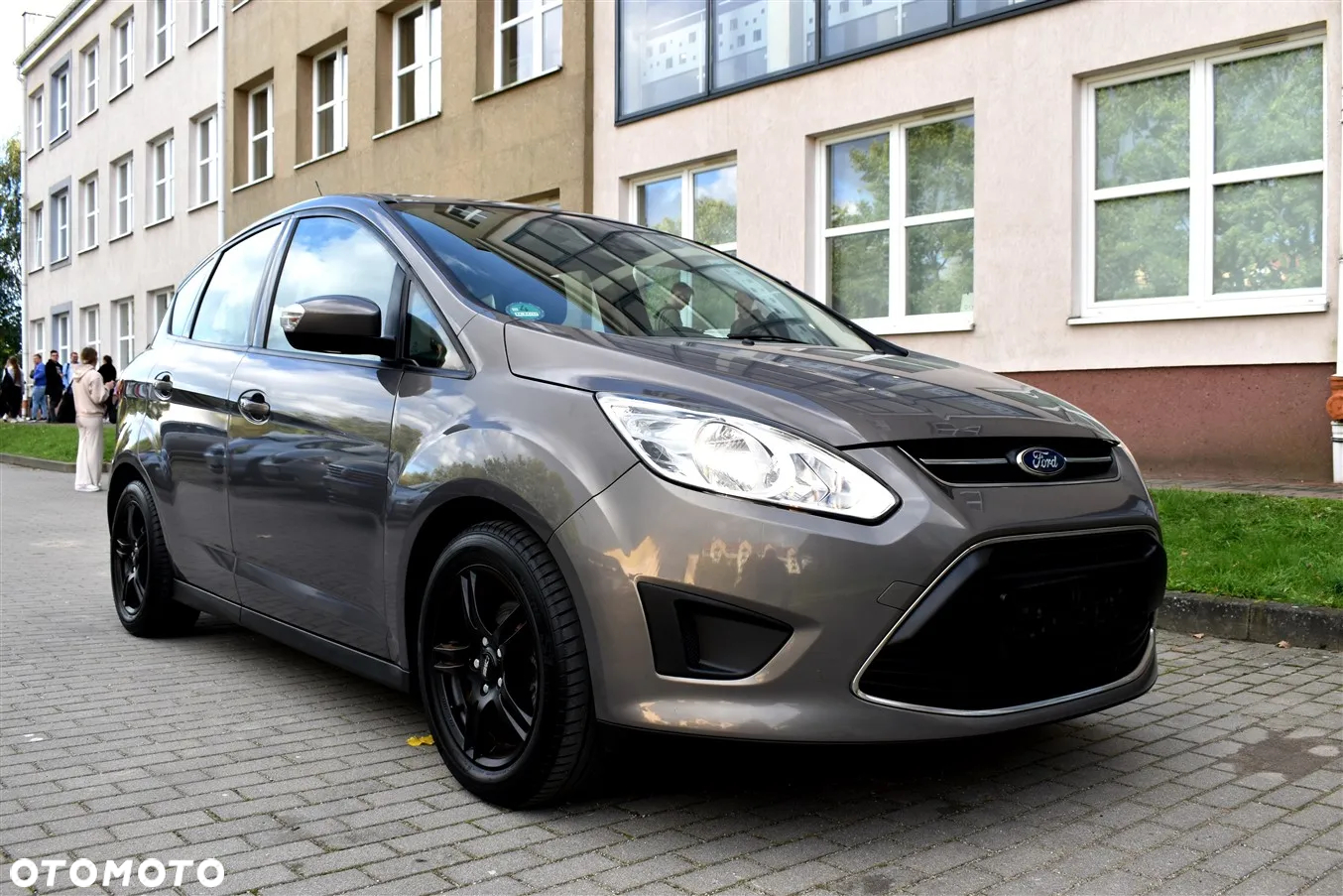 Ford C-MAX 1.6 TDCi Start-Stop-System Champions Edition - 3