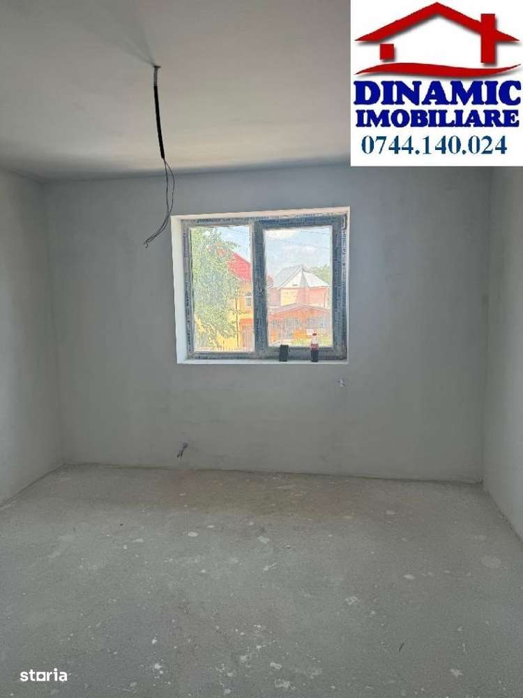 Ap 3 camere, parter (la vilă). Preț 80.000 euro REDUS de la 85.000 eur - Imagine principală: 3/7