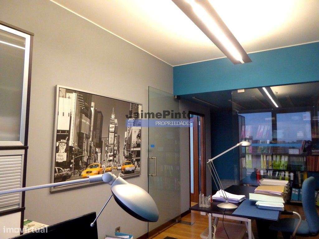 Escritório arrenda-se, 145m2, no Porto, Baixa. Portugal, Porto. - Grande imagem: 4/4