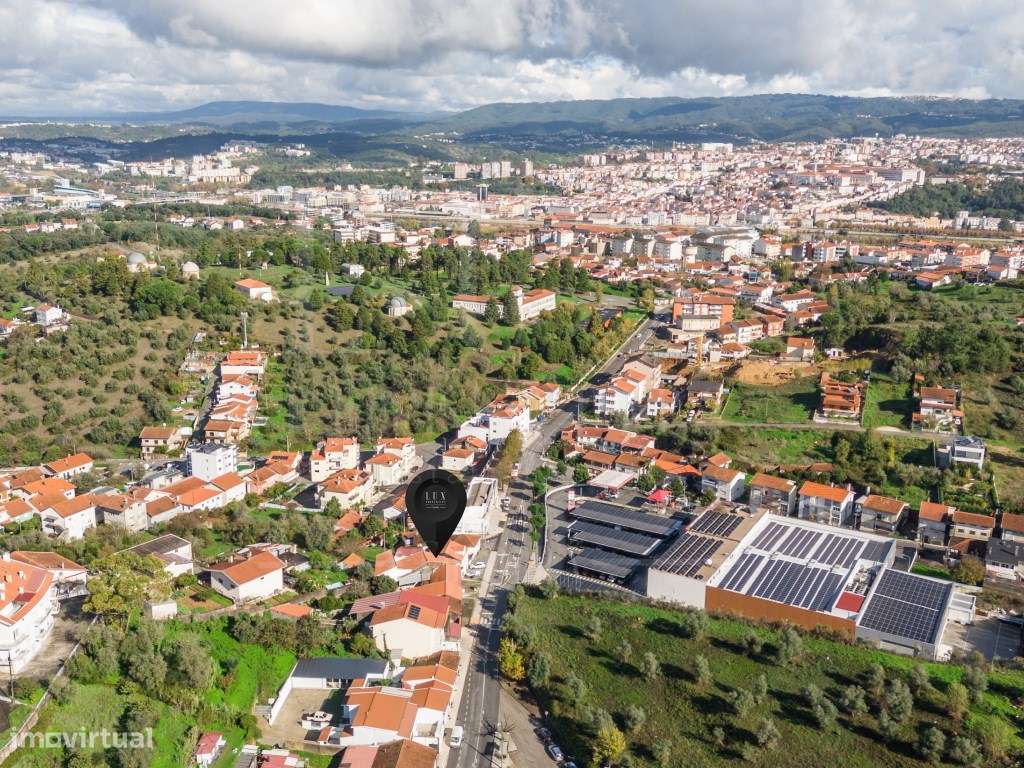 Prédio | Travessa da Mesura, Santa Clara-21